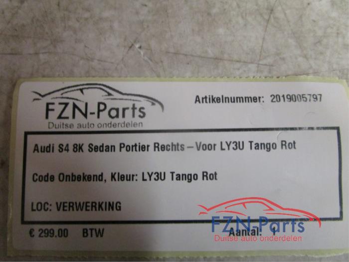 Portier 4Deurs rechts-voor Audi A4 (22743605)