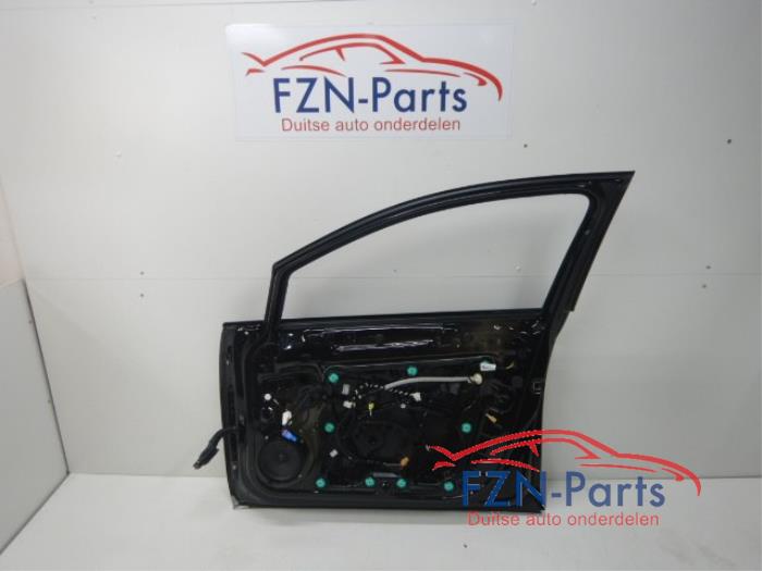 VW Golf 8 Portier Rechts-Voor LY9T Kleur: LY9T