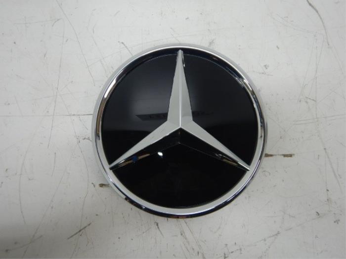 Mercedes-Benz A-Klasse W177 Logo Grille