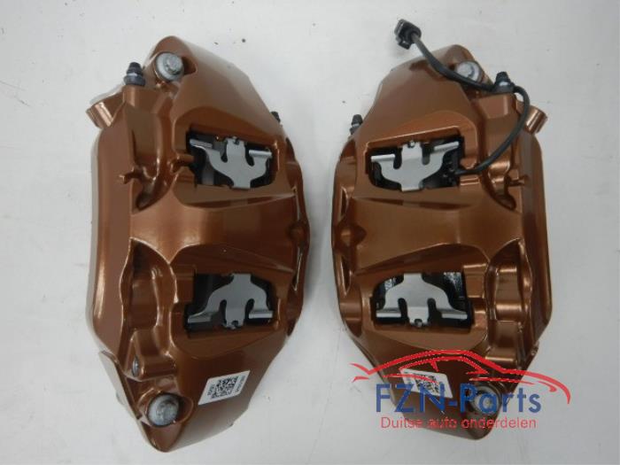 VW / Cupra remklauwen 6 Pots Akebono Set L + R NIEUW