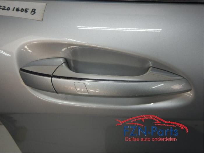 Mercedes-Benz W218 CLS-Klasse Portier Rechts-Voor Kleur: Iridiumsilber 9775