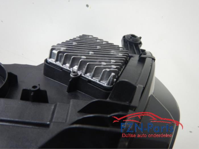Audi A4 8W Facelift Koplamp Links