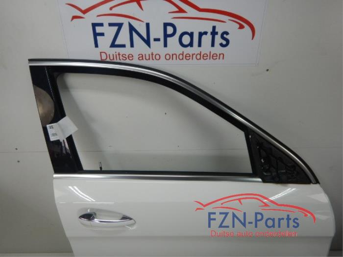 Portier 4Deurs rechts-voor Mercedes Diversen (22723032)