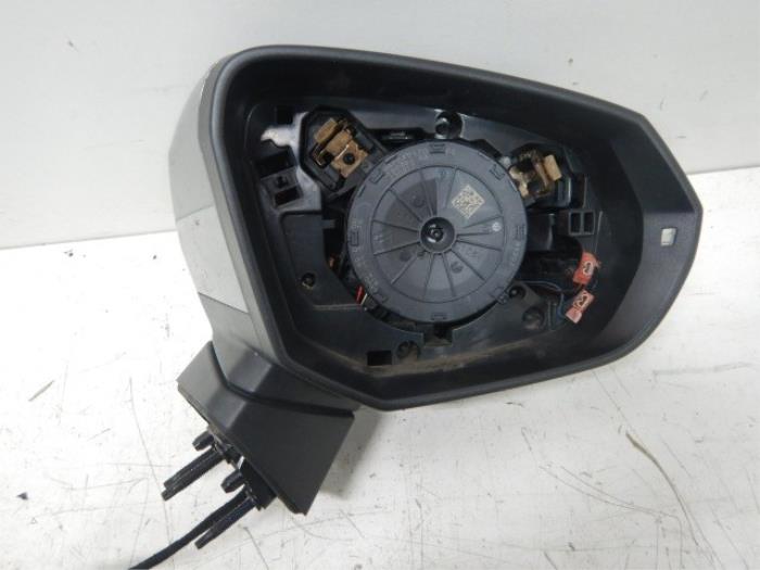 Audi Q2 81A Spiegel Rechts