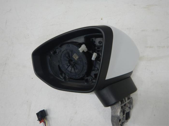 Audi A3 8Y Sportback Spiegel Links