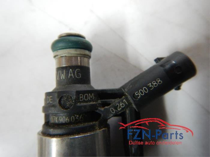 Injector (benzine injectie) Audi A3 (22743791)