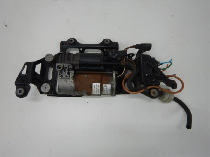 Compressor Audi A8 (22744840)