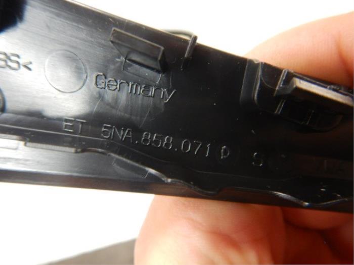 Dashboard deel Volkswagen Tiguan (22744738)