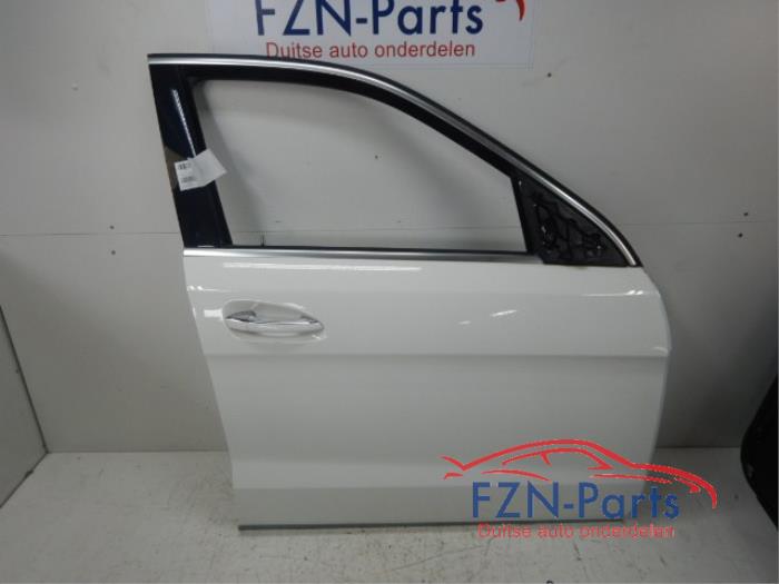 Portier 4Deurs rechts-voor Mercedes Diversen (22723032)