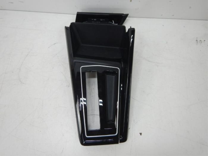 VW Golf 8 5H Inleg Middenconsole Hoogglans Zwart