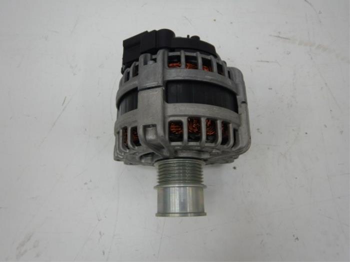 Dynamo Volkswagen Golf (22729075)