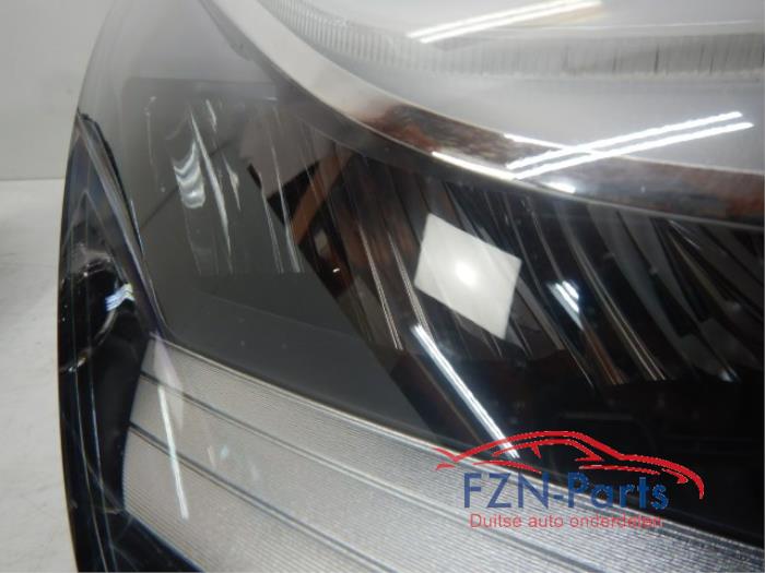 Tesla Model 3 Volled Koplamp Rechts