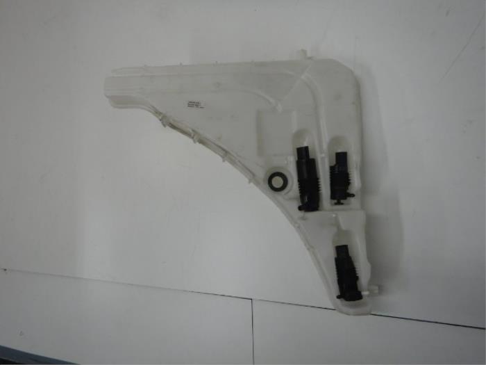 Ruitensproeiertank voor Audi Q7 (22741012)