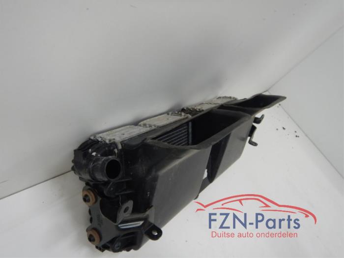 Radiateur Audi R8 (22743761)