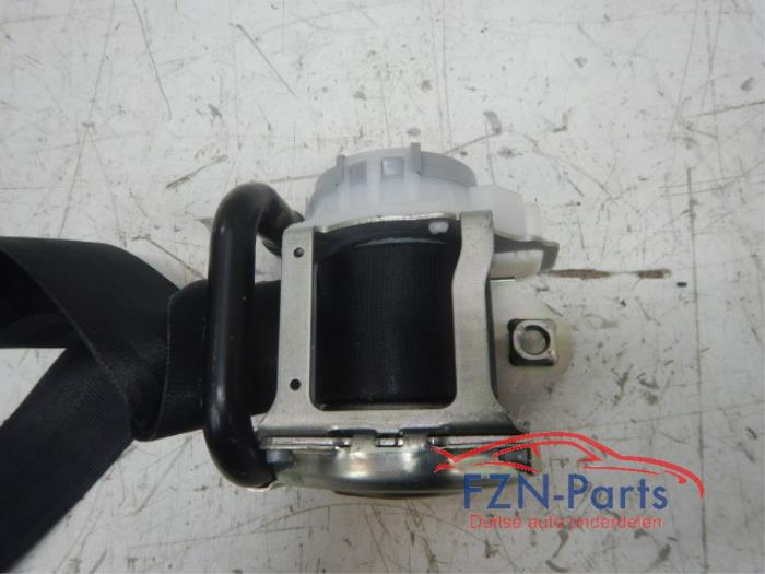 Audi A1 82A Gordel Links-Voor