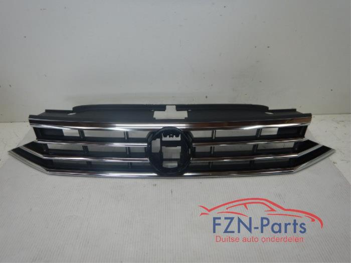 VW Passat B8 Facelift Grille Chrome