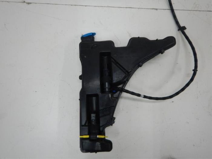 Ruitensproeiertank voor Audi A4 (22744942)