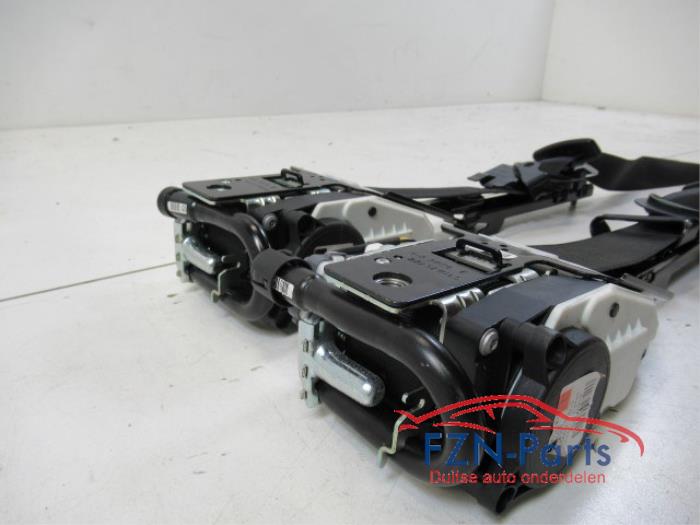 Mercedes-Benz W204 C-Klasse Gordelset L+R PRESAFE ( Gordels Set )