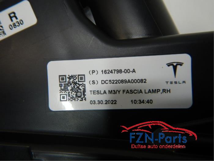 Mistlamp rechts-voor Tesla Model 3 (22736155)