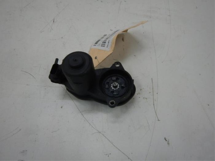 Handrem motor Mercedes C-Klasse (22742057)