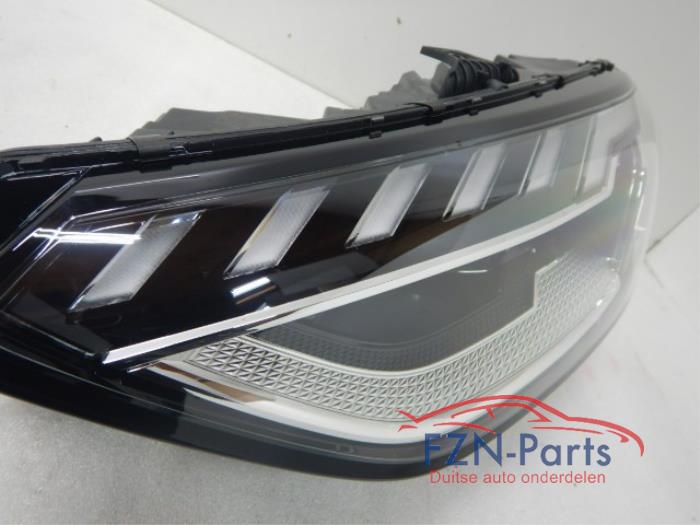 Audi A4 8W Facelift Matrix LED Koplamp Links L