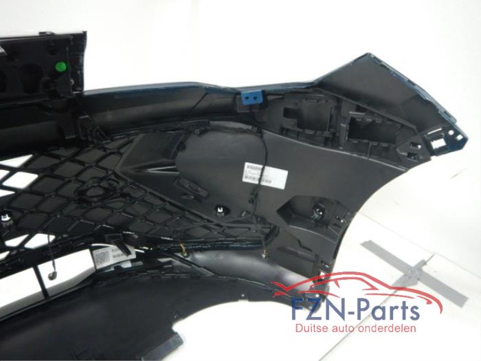 VW Tiguan 571 Voorbumper R-Line met Grille 6PDC LP5J Kleur: LP5J Nightshade blue 571807217BGrille verlicht Mist chrome lijst zie fotosVoor bumper voorzijde R Line Grille Blauw 2.0 TDI 157056 01-09-2023 07-03-2024
2.0 TDI 4motion 157100 01-09-2023 07-03-2024
1.5 eTSI 157055 01-09-2023 07-03-2024
1.5 eTSI 157054 01-09-2023 07-03-2024 Voorbumper Bumpers, grille en toebehoren