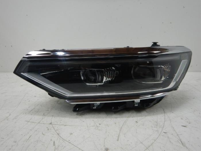 VW Passat B8 Facelift Matrix IQ-Light Koplamp Links