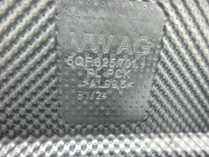 VW Tiguan 571 Hybride Brandstoftank Beugel