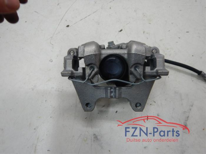 VW Passat B8 Remklauw Links-Achter