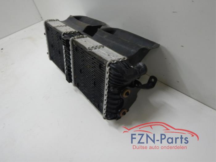 Radiateur Audi R8 (22743761)