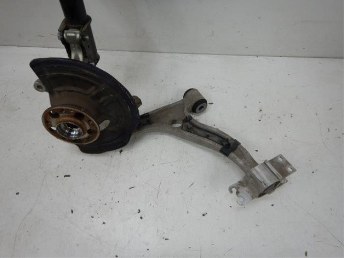 Mercedes-Benz W246 B-klasse Wielophanging Fusee Veerpoot Links
