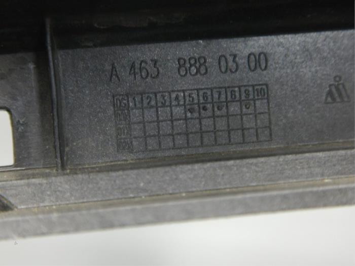Grille Houder Mercedes G-Klasse (22743635)