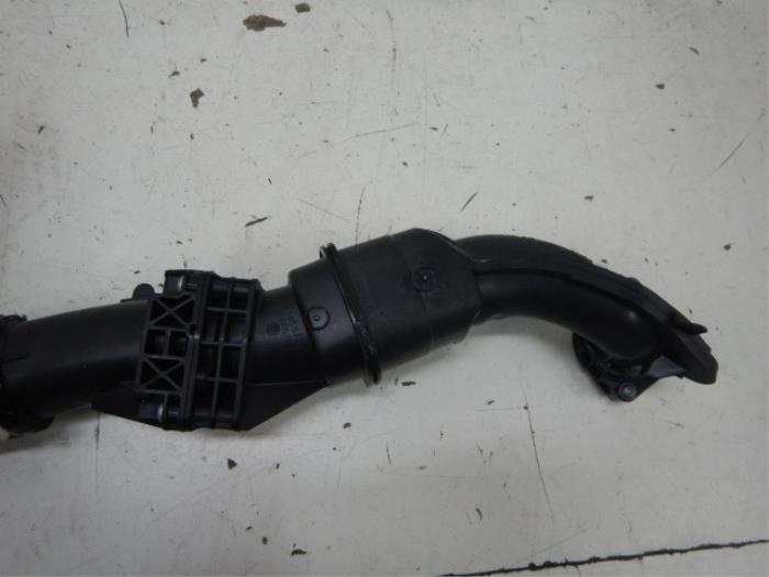 Intercooler Buis Audi A6 (22735094)