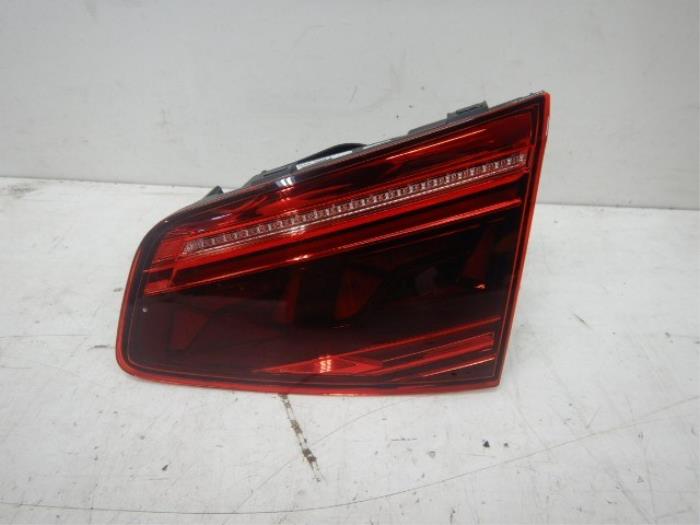 VW Passat B8 Sedan Facelift Achterlicht Rechts