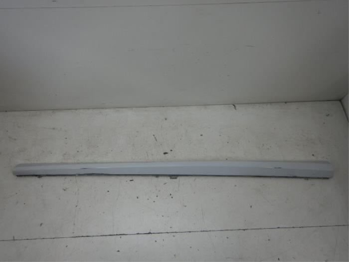 Zijskirt links Audi A3 (22727637)