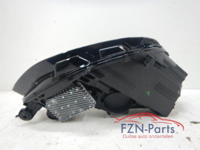 Koplamp links Audi RS4 (22721523)