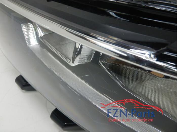 VW T-Roc Koplamp Links L Halogeen H7