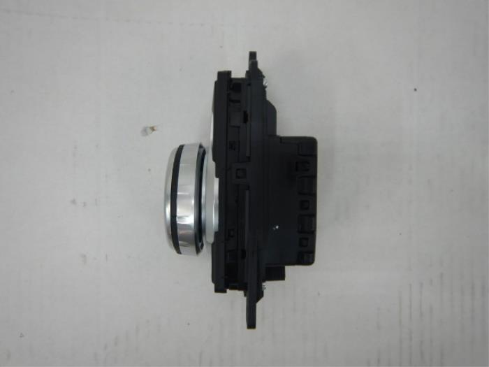 BMW X1 F48 Navigatie Control Unit Bediening Middenconsole
