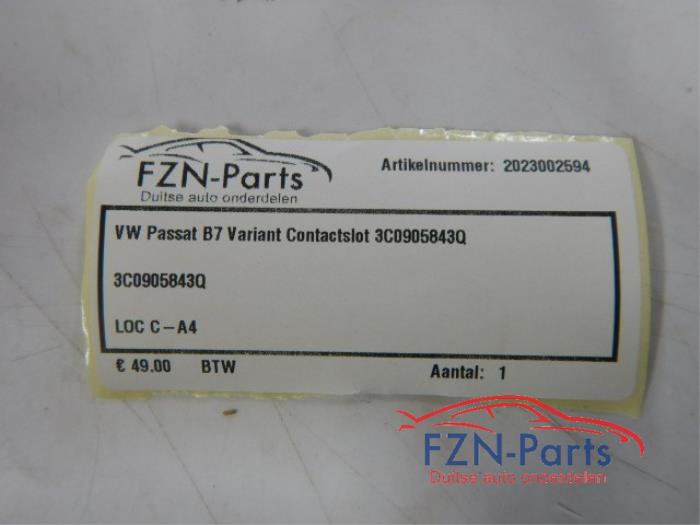 VW Passat B7 Variant Contactslot
