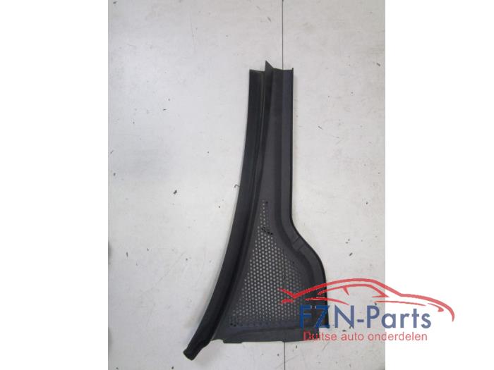 VW Golf 7 Facelift Parafaan Afdekkingsplaat