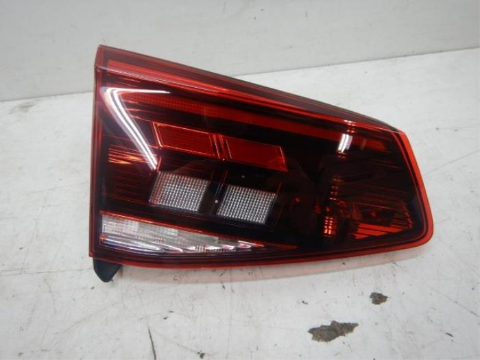 VW Passat B8 Variant Achterlicht Links