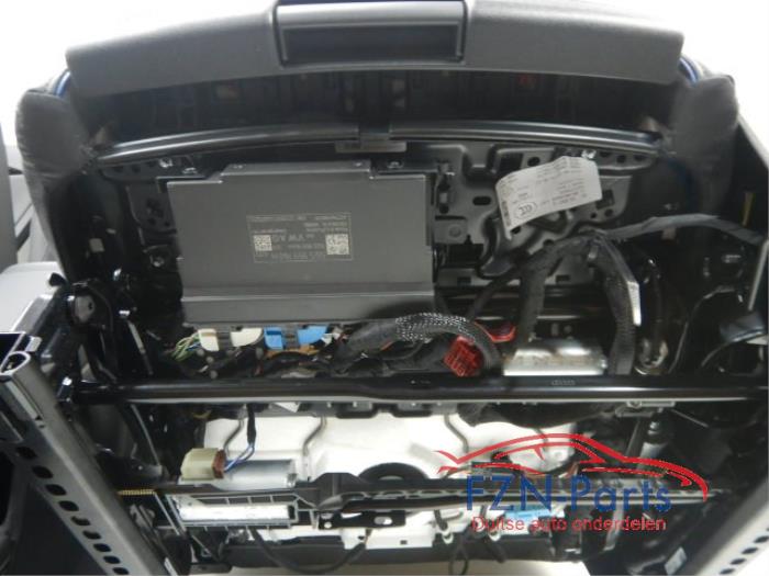VW Tiguan 571 R-Line Interieur Leer Massage Koeling Memory Voorstoelen Elektrische memory stoel massage/ventilatie Deurpanelen VerlichtStoelverwarming voor.Eigen Airbags Overzetten!Volledig interieur, set, Stoelen, Deurpanelen, elektronica 2.0 TSI R 4motion