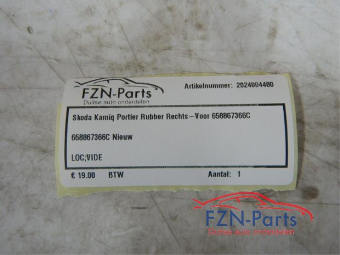 Portierrubber 4Deurs rechts-voor Skoda Kamiq (22740042)