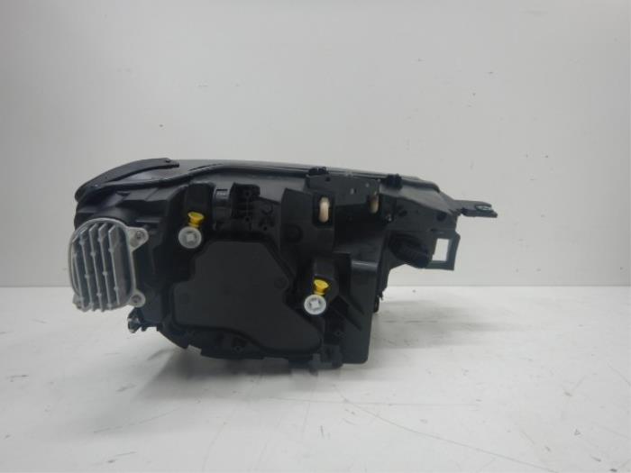 VW ID4 IQ LED Koplamp Links