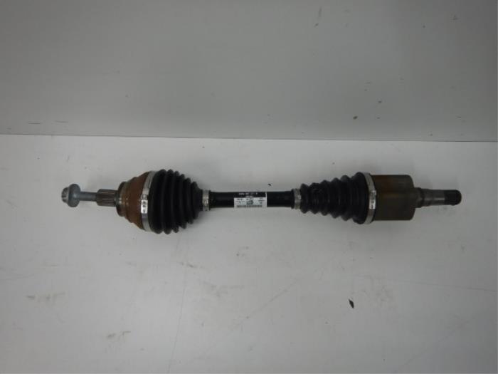 VW Golf 8 Aandrijfas Links-voor