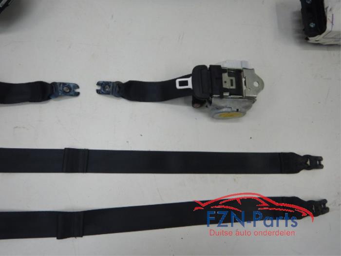 Seat Leon 5FA Airbagset Dashboard ( Airbag airbags set ) StuurairbagBijrijdersairbag4x gordel Ouder gordels retour, banden gesnedenAirbag set dashboard compleet