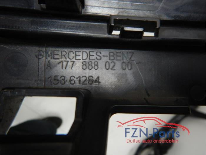 Mercedes-Benz A-Klasse W177 Grille PDC Diamond