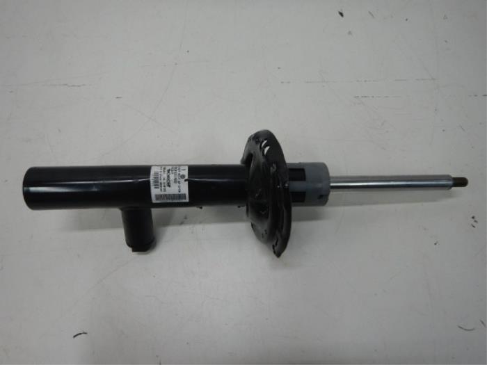 VW Golf 7 DCC Veerpoot Links/Rechts