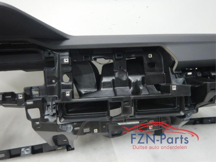 Dashboard Volkswagen Golf (22739079)
