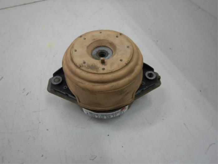 Motorsteun Mercedes Diversen (22736677)